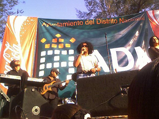 06mar04074.jpg