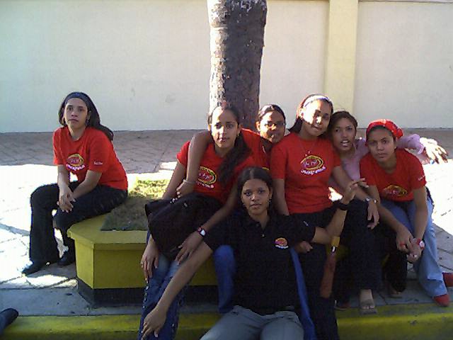 28mar04030.jpg